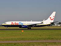 ams/low/N738MA - B737-8Q8 Arke Fly (leased Air Miami) - AMS 04-07-2011.jpg