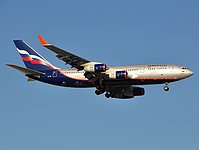 ayt/low/RA-96007 - IL96-300 Aeroflot - AYT 27-08-2011.jpg