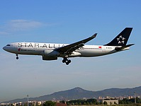 bcn/low/B-6075 - A330-243 Air China (Star Alliance) - BCN 03-06-2019.jpg