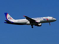 bkk/low/VQ-BNI - A320-214 Ural Airlines - BKK 12-11-2016.jpg