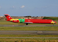 cph/low/OY-RUE - MD83 Danish Air Transport - CPH 26-06-2016.jpg