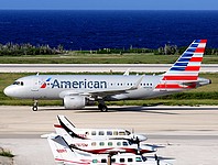 cur/low/N9013A - A319-115 American Airlines - CUR 27-11-2017b.jpg