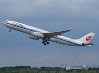 dus/low/B-5946 - A330-343 Air China - DUS 15-09-2018.jpg