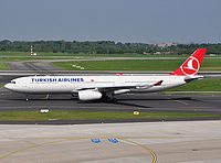 dus/low/TC-JNK - A330-343X Turkish - DUS 30-04-2011.jpg