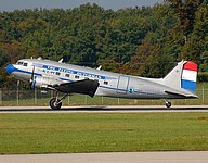 gva/low/F-AZTE - DC-3 KLM - GVA 02-10-07.jpg