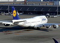 hnd/low/D-ABYF - B747-830 Lufthansa - HND 28-02-2017.jpg