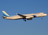 lca/low/VQ-BSQ - A321-231 Yamal Airlines - LCA 20-08-2016.jpg