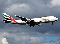 lhr/low/OO-THD - B747-4HAER Emirates Sky Cargo (TNT) - LHR 23-04-2016.jpg