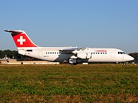 lux/low/HB-IYY - Avro RJ100 Swiss - LUX 16-10-2016.jpg