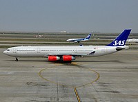pvg/low/OY-KBI - A340-313 SAS - PVG 03-04-2018.jpg