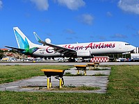 sxm/low/9Y-TAB - B737-8Q8 Caribbean Airlines - SXM 02-02-2017.jpg