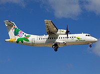 sxm/low/F-OIXO - ATR42 Air Antilles - SXM 03-02-2017.jpg