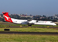 syd/low/VH-QOB - Dash8-400 Qantas Link - SYD 07-04-2018.jpg