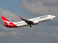syd/low/ZK-ZQH - B737-838 Qantas - SYD 07-04-2018.jpg