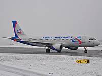 szg/low/VQ-BDM - A320 Ural Airlines - SZG 09-01-10b.jpg