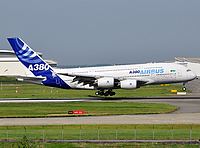 tls/low/F-WWDD - A380-800 Airbus Industrie - TLS 29-04-2010b.jpg