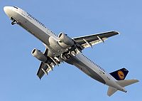 xfw/low/D-AVZH - A321-200 Lufthansa - XFW 04-11-2011.jpg
