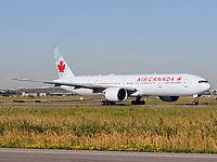 yyz/low/C-FNNU - B777-333ER Air Canada - YYZ 08-07-2018.jpg