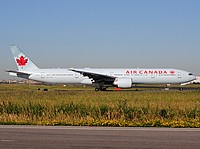 yyz/low/C-FNNU - B777-333ER Air Canada - YYZ 08-07-2018b.jpg
