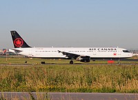yyz/low/G-GJWD - A321-211 Air Canada - YYZ 08-07-2018.jpg