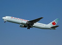 zrh/low/C-FXCA B-767-375ER Air Canada - ZRH 24-05-07b.jpg