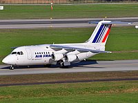 zrh/low/EI-RJX - Avro RJ85 Air France - ZRH 11-04-2010.jpg
