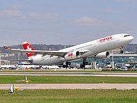 zrh/low/HB-JHE - A330-200 Swiss - ZRH 10-04-2010.jpg