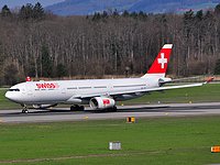 zrh/low/HB-JHE - A330-200 Swiss - ZRH 11-04-2010b.jpg