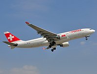 zrh/low/HB-JQQ - A330-200 Swiss - ZRH 10-04-2010b.jpg